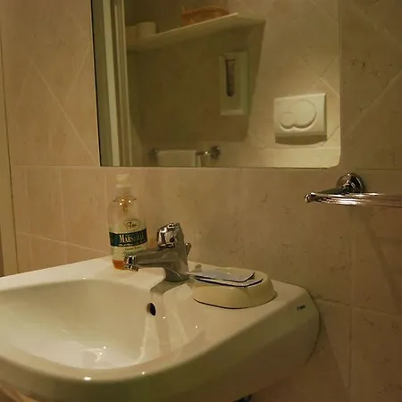 B&B Domus Betti 로마